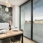 Easy Rent - Reduta Verde, Free Parking, 2 Bedroom, 24h Check-in Apartment