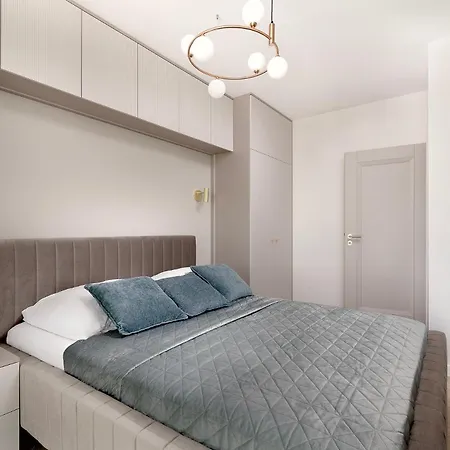 公寓 Easy Rent - Reduta Verde, Free Parking, 2 Bedroom, 24h Check-in *