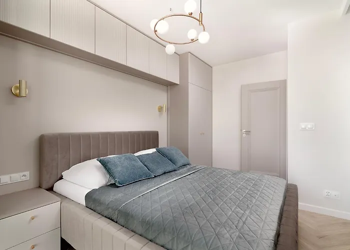 شقة Easy Rent - Reduta Verde, Free Parking, 2 Bedroom, 24h Check-in *